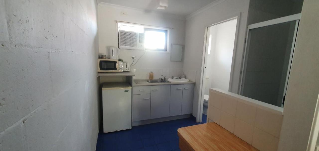 Bargara Motor Inn - Pet Friendly Esterno foto