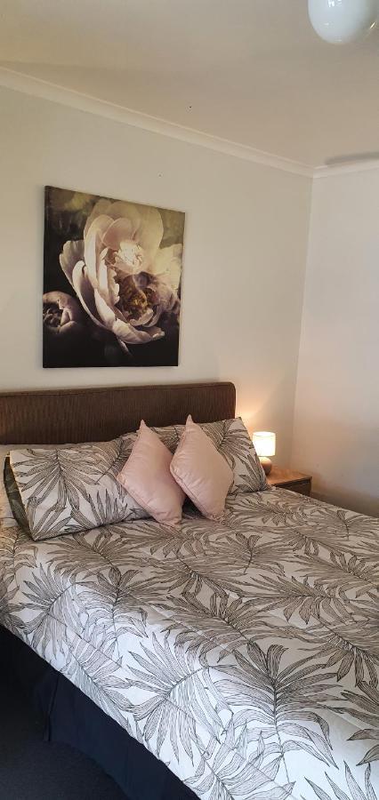 Bargara Motor Inn - Pet Friendly Esterno foto